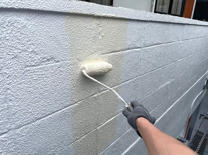 ローラー塗装との違い