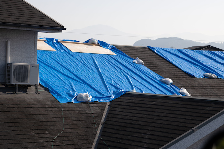 自分でできる雨漏りの応急処置